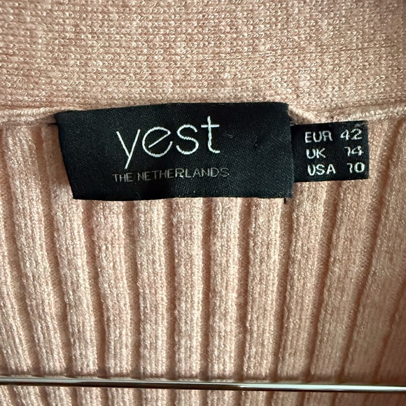 Yest Women's Blush Ribbed Cardigan - Picture 2 of 4